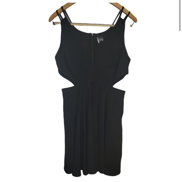 Urban Outfitters Sparkle and Fade Black cut out skater dress sz 6 - Picture 3 of 11